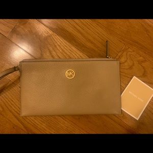 Michael Kors wristlet